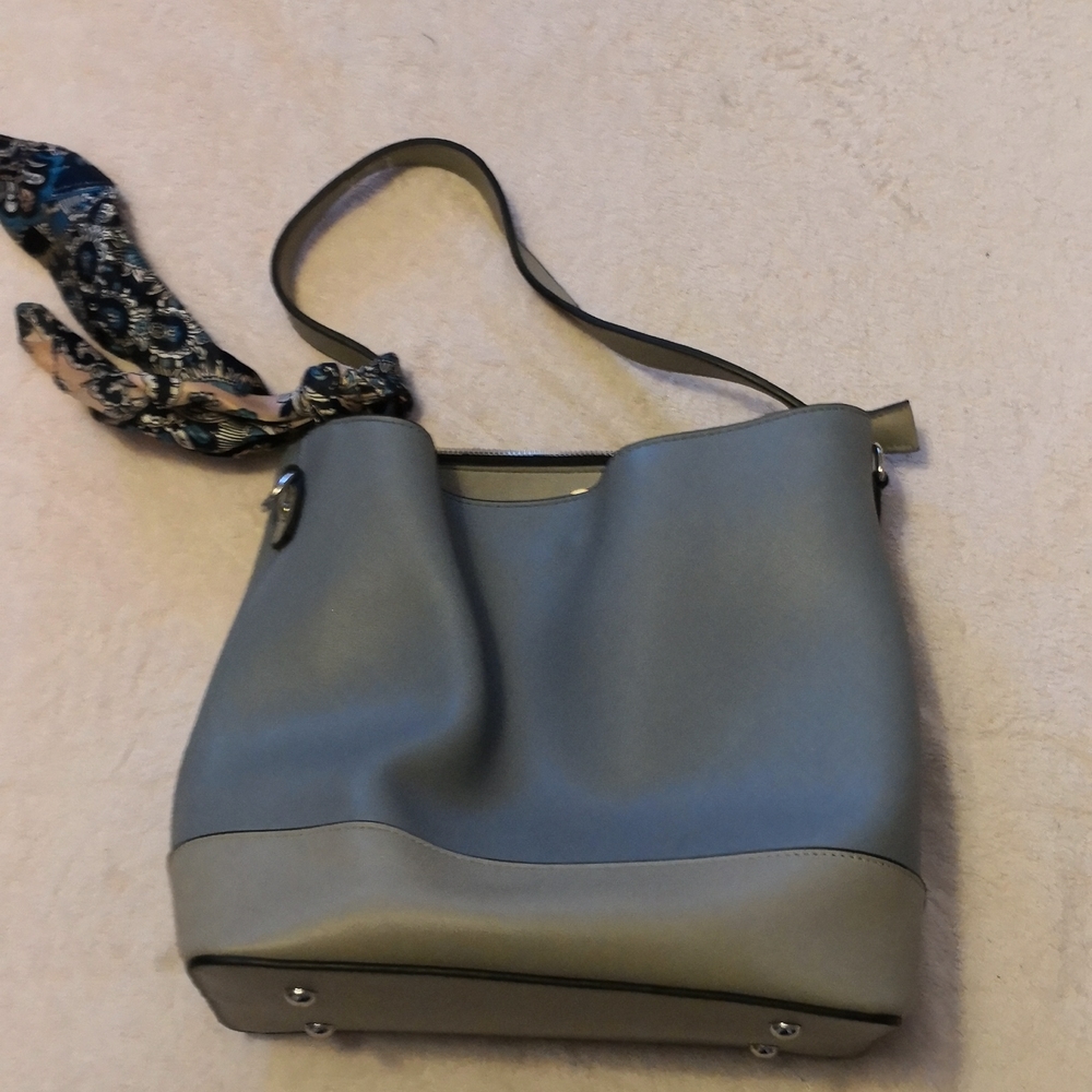 Leather purse